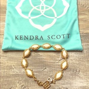 Kendra Scott white Jana bracelet